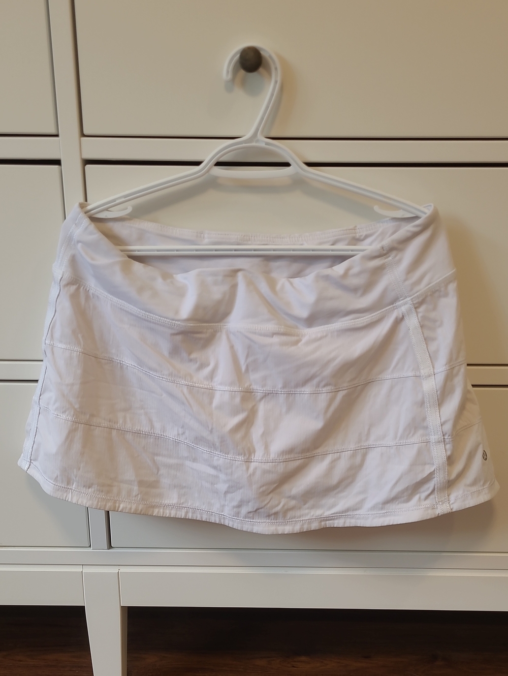Lululemon White Women’s Athletic Skort - Performance Tennis/Workout Shorts